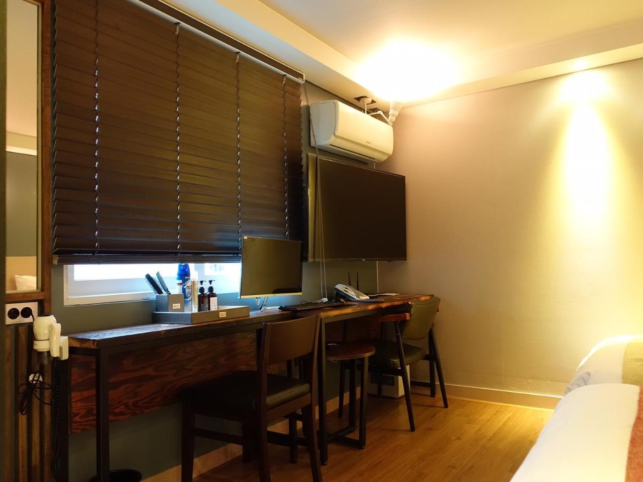 Ulsan Hotel 109 Экстерьер фото